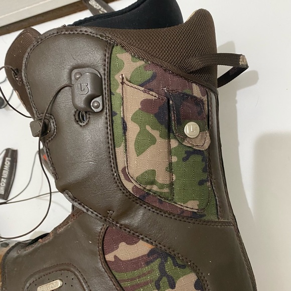 Burton Snowboard Boots, 10 - Picture 6 of 11